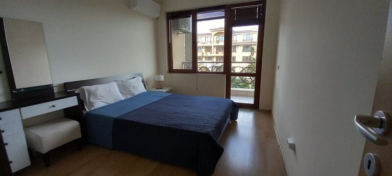 Balcic Apartament intr-un resort de vis